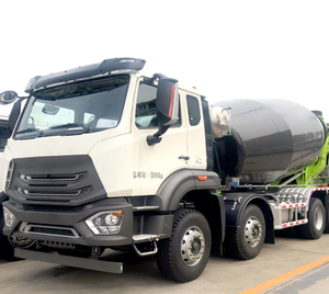 Camión Mezclador de Concreto Zoomlion de Alta Eficiencia ZLJ5318GJBJHF 8*4, 10 CBM, Maquinaria para Concreto con Precio de Fábrica - Product Image 1