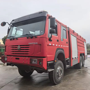 Nouveau <span class=keywords><strong>camion</strong></span> <span class=keywords><strong>de</strong></span> pompiers <span class=keywords><strong>tout</strong></span>-<span class=keywords><strong>terrain</strong></span> Diesel 6x6 avec réservoir d'eau et pompe à incendie - Product Image 1