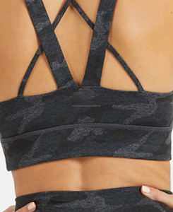 Soutien-gorge de sport pour femme à texture camouflage taille XS pour fitness et salle de sport-Porter une sangle confortable Style simple respirant avec logo avant - Product Image 6