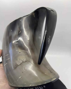Cuerno para Beber Vikingo Tallado a Mano de Alta Calidad, Altamente Pulido, para Vino o Cerveza, Hecho de Cuerno Natural, Impermeable, ZEHRA - Product Image 3