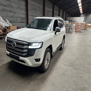 Toyota Land Cruiser VX 4x4 3.3L Diesel Bi-Turbo 10 Vitesses AT 302ch SUV/Crossover 7 Places 2025 - Product Image 1