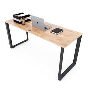 Escritorio contemporáneo minimalista de madera de caucho de 160x60 cm con patas triangulares de hierro, sistema Trian II HBTG004 - Product Image 2