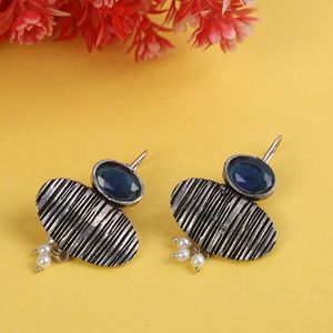 <b>Blue</b> Ox Trendy <b>Stud</b> <b>Earrings</b> New Design Bezel-Set Zircon Pearl Diamond Hearts Religious Animal Motif Brass Jewelry for Parties - Product Image 1