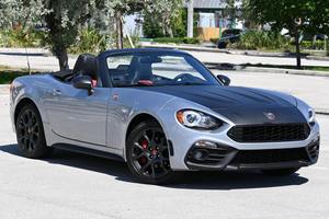 Fiat 124 Spider Abarth 2018 usado en buen estado - Product Image 6