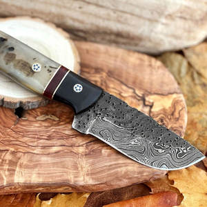 Couteau Skinner en acier damas de luxe Design ergonomique manche en bois pour dépouiller Field Dressing Couteau de camping polyvalent - Product Image 5