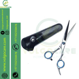 Juego de tijeras de peluquero para corte de pelo profesional 2024, hojas de acero inoxidable de 5,5 pulgadas, manijas disponibles, todos los diseños y estilos - Product Image 2