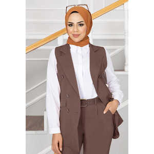 Ensemble gilet hijab marron café avec détail col chemise, design élégant pour femme de bureau - Product Image 2
