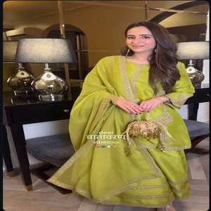 Ropa de fiesta de diseñador de calidad superior Chinnon bordado trabajo Salwar traje Dupatta Sharara última ropa India pakistaní en línea - Product Image 1