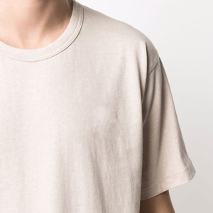 Vêtements décontractés de qualité supérieure pour hommes T-shirts légers pour hommes T-shirts de couleur unie pour hommes à vendre Logo personnalisé Prix bon marché - Product Image 5