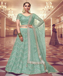 Prix de gros Lourd exclusif designer indien Lahenga Choli Dupatta traditionnel indien pakistanais vêtements de mariage Surat lehenga choli - Product Image 4