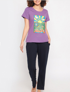 Vêtements de nuit et vêtements de détente pour femmes OEM Ensemble de pyjama à impression personnalisée Haut et pantalon à col rond et manches longues - Product Image 2