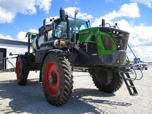 Tractor 2023 Fendt RG937H, rendimiento impresionante y tecnología avanzada con componentes básicos, incluida la caja de cambios del motor de la bomba - Product Image 2