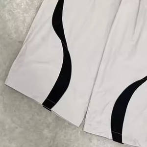 Conjunto Deportivo de Alta Calidad para Hombre, Diseño Personalizado, Ropa de Running de Nailon, Traje de Entrenamiento para Gimnasio, Ropa Deportiva Urbana con Pantalones - Product Image 4