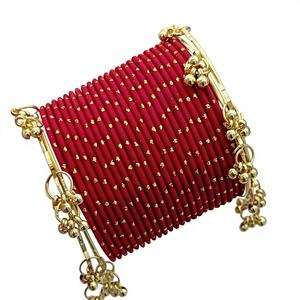 Bracelets Kasmiri Churiyan pour femmes, design géométrique tendance, couleurs et tailles personnalisables, dernière collection, faits à la main, perles et velours - Product Image 1