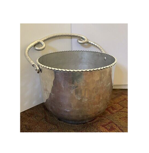 Tina de hielo martillado con asas Diseño atractivo Cubo de hielo de forma redonda para uso doméstico a un costo razonable - Product Image 1