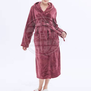 Peignoir en tissu éponge tissé pour femme, absorbant, avec logo sur le devant, de haute qualité, doux et lisse, pour la douche, le spa, l'hôtel et l'usage quotidien - Product Image 3