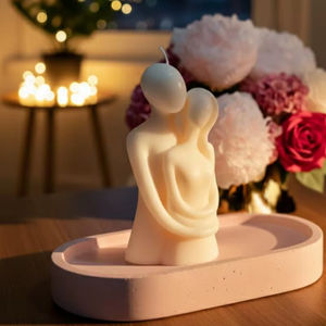 Vela Aromática de Cera de Soja con Forma de Pareja para el Día de San Valentín, Sin Humo, Hecha a Mano, Disponible a Precio de Fábrica, Devolución Fácil - Product Image 1