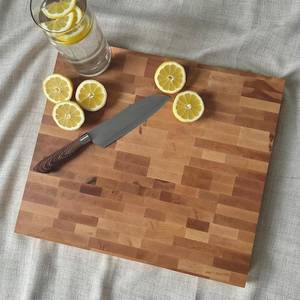 Planche à découper et plateau de service en plastique recyclé - Product Image 1