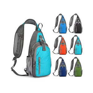 TRILACE INTERNATIONAL Bolsos Cruzados y de Pecho Deportivos Pequeños de Moda con Logotipo Personalizado en Relieve, Unisex, Ligeros, Tela de 340g - Product Image 1