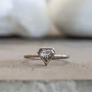 Bezel Setting Shield Cut Natural Salt And Pepper Diamond Ring 10K Yellow Gold Pentagon Shape Wedding Ring Affordable Price Ring