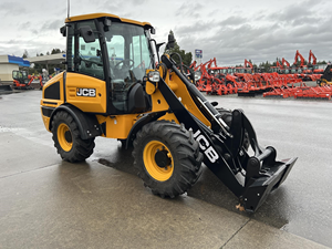 Chargeuse sur pneus agricole JCB 407 Prix avantageux - Product Image 3