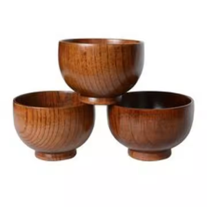 Bols de service en bois de haute qualité fabriqués avec soin pour assurer une salle à manger et une cuisine durables et esthétiques par Crescent Crafts - Product Image 1