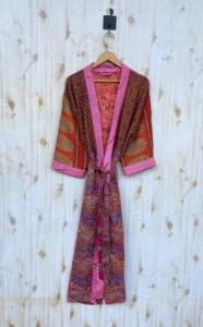 Kimono de seda reciclado Vintage, ropa de noche diaria, Kimono indio Sari, regalo para ella, ropa de dormir, Kimono, túnicas para damas de honor, cubierta de playa - Product Image 2