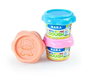 NARA spezieller nicht trocknender Teig Modellierung Tonteig-Set 1 Flasche, 90 G. 18 Farben verfügbar extra weich und sicher für Kinder, nicht-toxisch