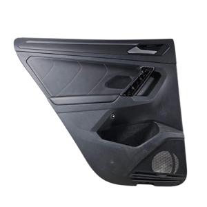 PANEL DE PUERTA INTERIOR TRASERO IZQUIERDO VOLKSWAGEN Tiguan R Line 5NA867211T (16>>) - Product Image 1