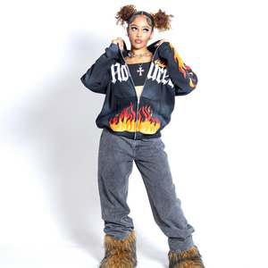 Top vente femmes haut court coupe ample sweats à capuche nouveau Design sérigraphie sweat à capuche hiver utilisation bas quantité minimale de commande en gros - Product Image 1