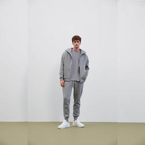 2024 personalizado para hombre XL invierno entrenamiento Jogging conjunto cómodo 100% algodón polar tela de talla grande cremallera Sudadera con capucha impresa delgada - Product Image 1