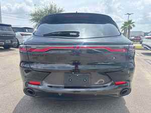 Hornet R/T AWD Híbrido SUV 2024 Usado con Asientos de Cuero, Interior Oscuro, Neumáticos R18 y ACC - Product Image 4