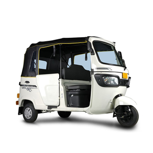 Tricycle électrique pour passagers 48V 501-800W, carrosserie fermée, 4 places, capacité de charge 300-400 kg - Product Image 1