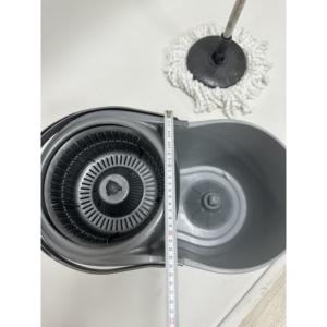 Sistema de Limpieza de Pisos Portátil YF.525 para Mopa Giratoria 360 y Cubo de 16L con Cabezal de Microfibra - Product Image 4
