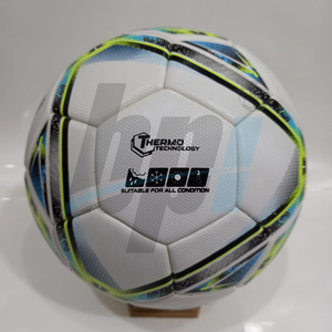 Balón de fútbol termosellado de alta calidad hecho en Pakistán, balón de fútbol termosellado de marca privada para entrenamiento - Product Image 4