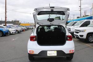 Voiture d'occasion fiable Hyundai Venue SE 4 portes (1.6L 4 cylindres CVT) 2021 - Product Image 3