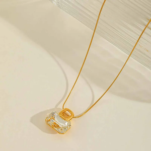 Bijoux vintage indiens en acier inoxydable plaqué or 18 carats Collier à pendentif carré en zircon Chaîne serpent Collier ras de cou en perle et diamant - Product Image 5