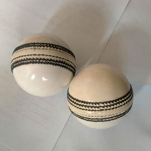 100% Good Quality Set of 6 White Leather Cricket Ball No <b>Stamp</b> for Indoor and Outdoor Practice Cricket Balls - Product Image 5