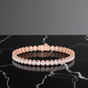 Pulsera de tenis con bisel de diamante cultivado en laboratorio de corte ovalado de 6,10 quilates para mujer hecha en platino - Product Image 3