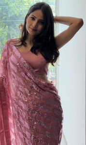 Sari bordado Georgatte pesado de último diseñador con Secuencia de estilo Bollywood para ropa de fiesta - Product Image 2
