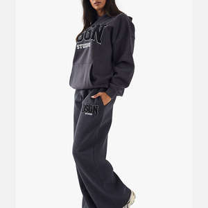 Conjunto Deportivo para Mujer al por Mayor, Estilo Lavado Ácido, Ropa Urbana Vintage, Sudadera con Capucha y Pantalones Deportivos Bordados Desgastados - Product Image 3