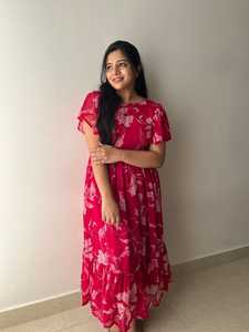 Chic et à la mode dernière tenue de soirée fantaisie exclusive la plus à la mode haute sur demande meilleure vente robe de créateur en tissu Georgette - Product Image 3