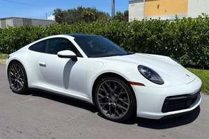 ปี 2021 911 Carrera Coupe เจ้าของเดียว ระยะทางประมาณ 8,300 ไมล์ เครื่องยนต์เทอร์โบ Flat-6 แพ็คเกจพรีเมียม ไม่ได้ดัดแปลง - Product Image 3