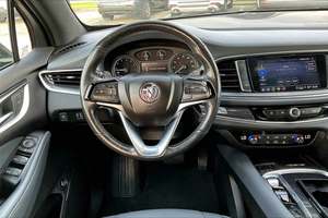 UTILISÉ LHD/RHD 2023 BUICK ENCLAVE ESSENCE FWD - Product Image 4