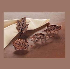 Anillo para Servilletas de Aluminio con Acabado Clásico de Diseño Moderno, Detalle Tradicional para una Experiencia Culinaria Atemporal - Product Image 1