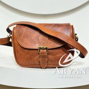 Nuevos bolsos de cuero de grano completo hechos a mano, bolsos cruzados informales de cuero genuino de estilo occidental único para mujer - Product Image 1