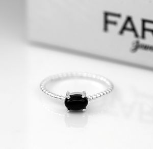 Bague classique en argent sterling 925 avec pierre précieuse ovale en onyx noir pour mariages anniversaires fêtes-cadeau de fiançailles - Product Image 3