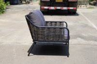 Chaise d'extérieur en osier Chaise de patio en osier de style moderne du Vietnam Chaise de mobilier de jardin ou d'appartement en rotin