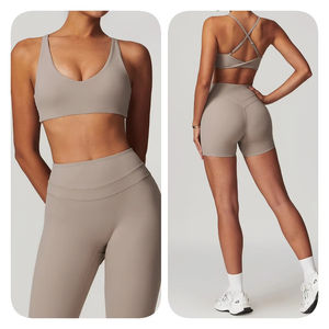 Vêtements de printemps logo personnalisé strass velours court deux pièces ensembles t-shirt et short surdimensionné ensemble velours femmes Sets2026 - Product Image 6