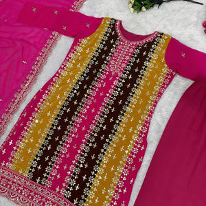 DISEÑADOR BORDADO SECUENCIAS TRABAJO TOP CON DUPATTA - Product Image 1